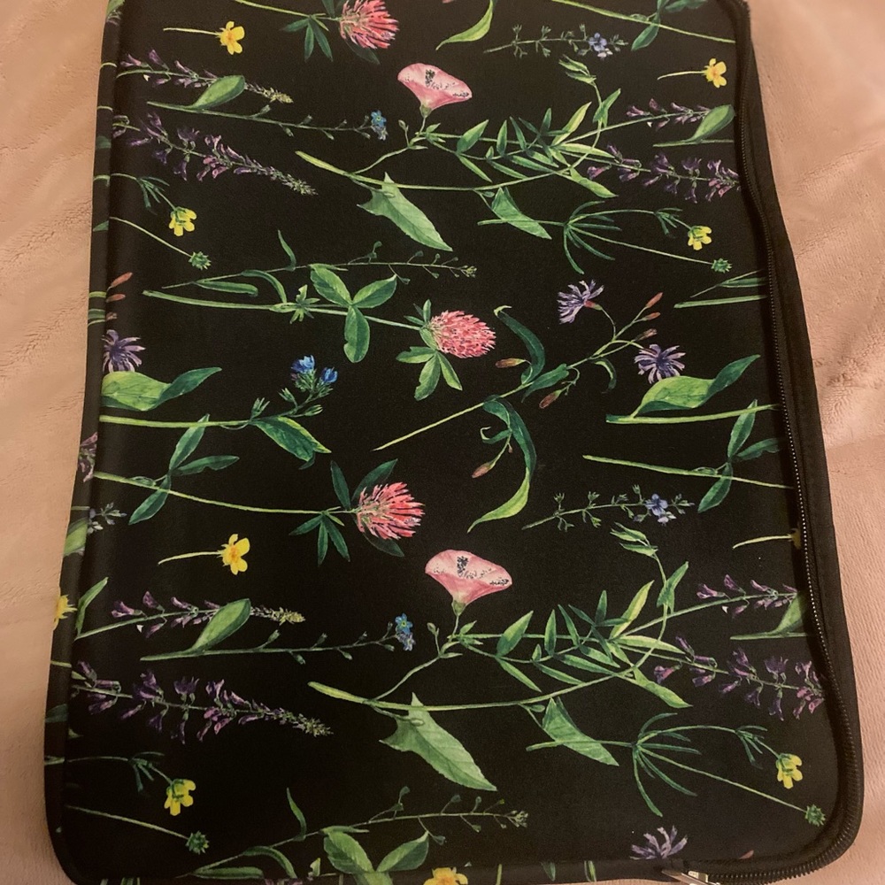 Lap top case. New